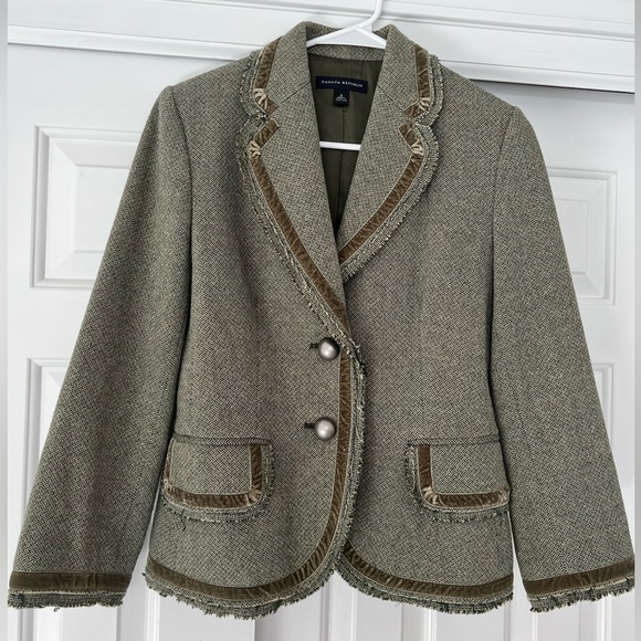 Blazer - Picture 1 of 6